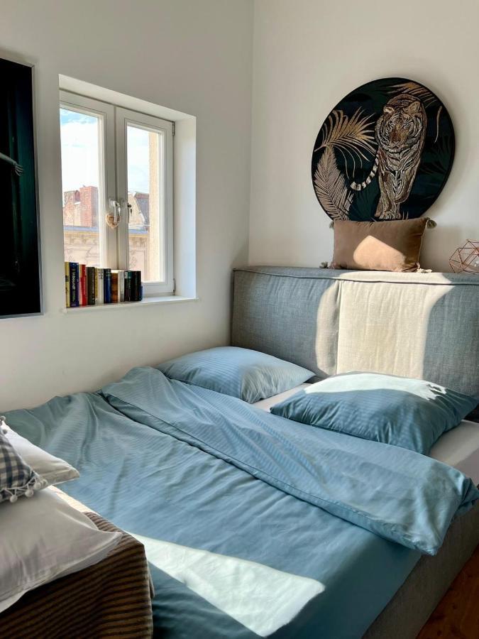 Kreuzberger Szene Penthouse Apartment Berlin